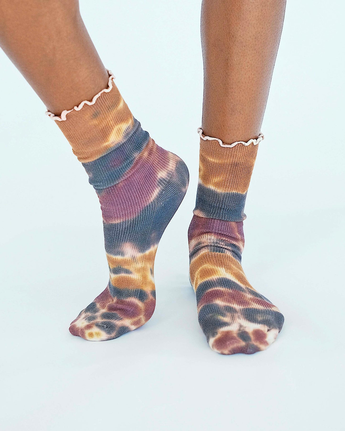 Golden Brown Ruffle Sock