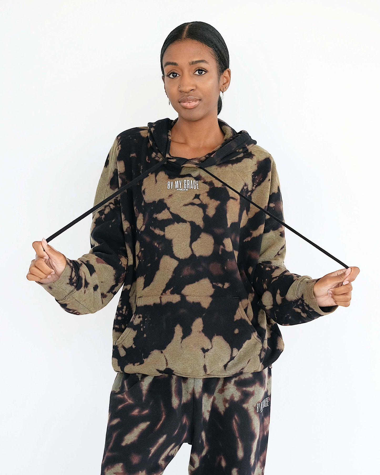 Billie Hoodie
