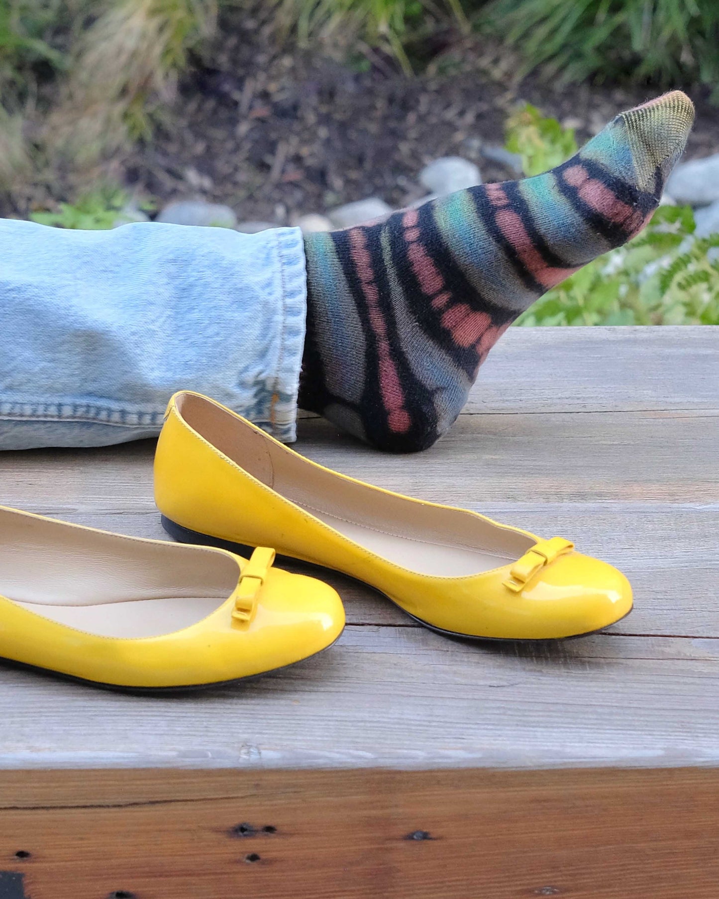 Multicolor Reverse Dye Fashion Sock